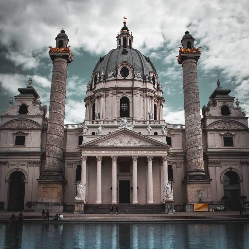 10 cose da vedere a Vienna: chiesa di San Carlo